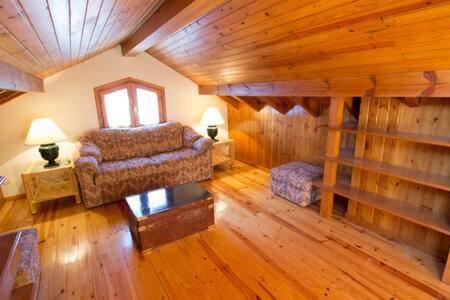 Casa Amb Jardi Alp Apartman Kültér fotó