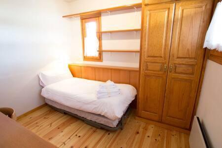 Casa Amb Jardi Alp Apartman Kültér fotó